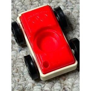Vintage Fisher Price Little People Red White Plastic Car Toy Vehicle GAS 1 Seat